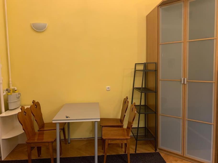 Apartament 2 Next To New York Cafe Budapeszt